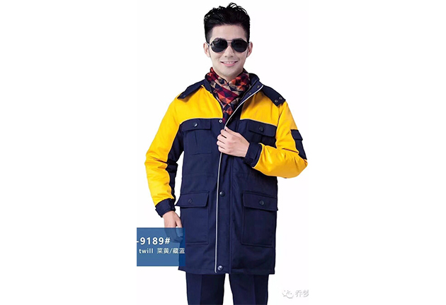 工作服